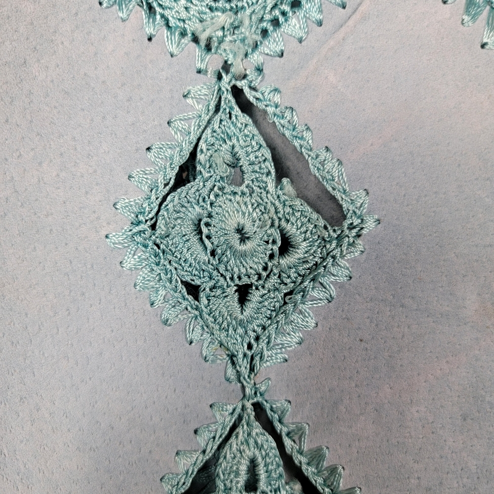 Vest - Picture 3 of 9